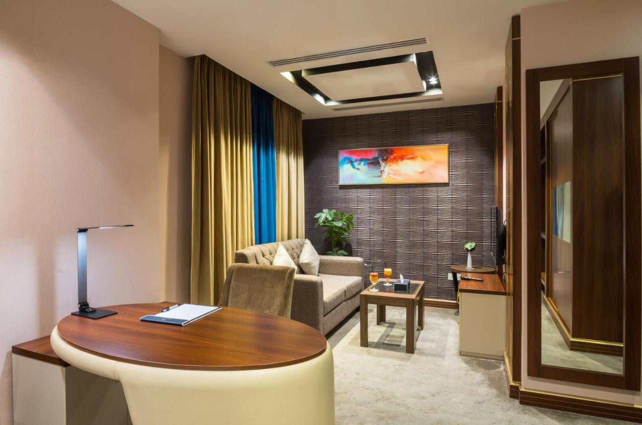 Al Malqa Elite Hotel Rijad Zewnętrze zdjęcie
